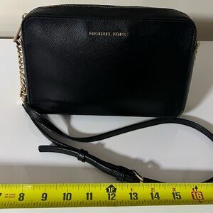 Michael Kors Elegant Black Crossbody Bag